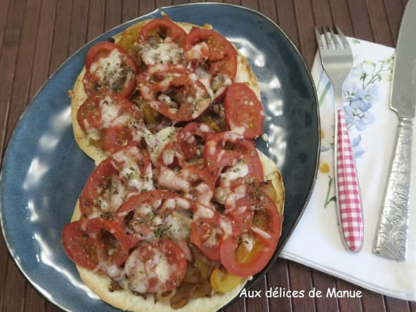 Wrap pizza au poivron, oignon et tomates