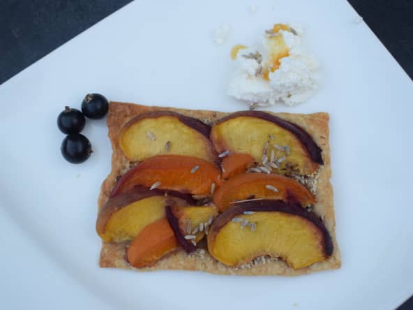 Tartelettes pêches, abricots, amande et lavande