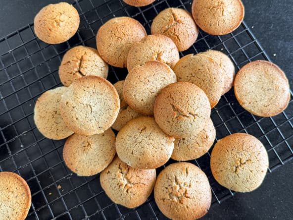 Financiers à la noisette sur grille