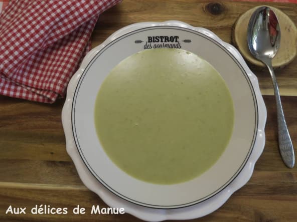 Velouté de laitue et pommes de terre