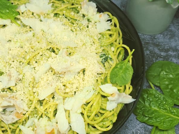 Spaghettis à la morue et à la crème d'épinards