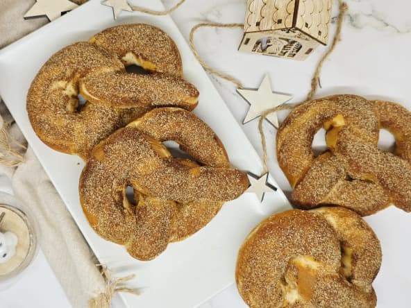 Bretzels sucrés à la cannelle