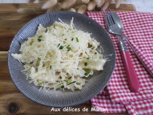 Pâtes à la sauce au parmesan