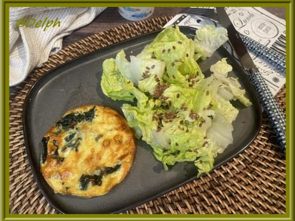 Quiches sans pâte à la truite fumée et épinards