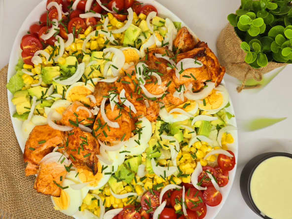 Salade cobb au saumon