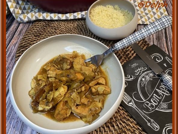Tajine de poulet aux dattes et au miel