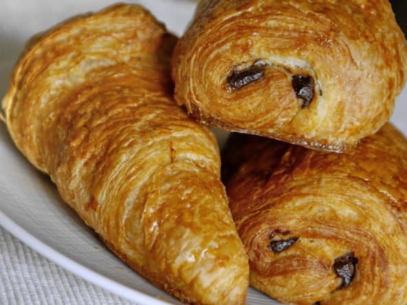 Croissants et de pains au chocolat (chocolatines) - La détrempe de la pâte levée feuilletée