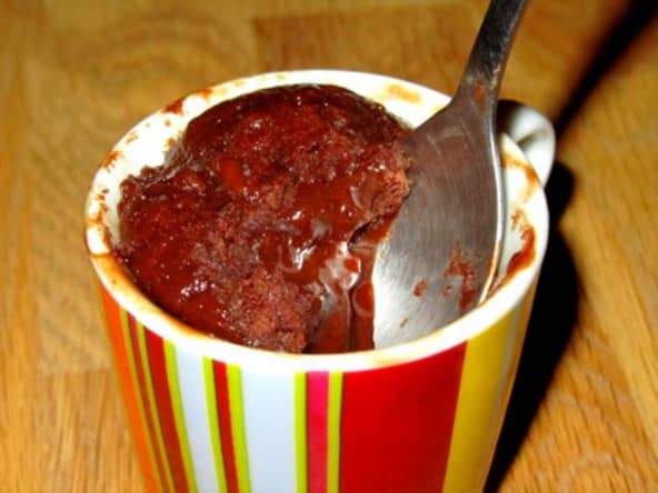 J’ai testé… le fondant au chocolat en 20 secondes au micro-ondes