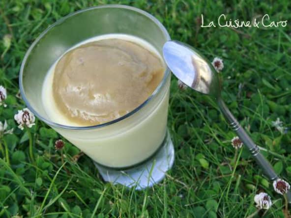 Panna Cotta Crémeuse à la Vanille et sa compote de Rhubarbe