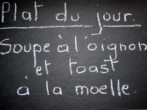 Soupe à l'oignon, toast à la moelle