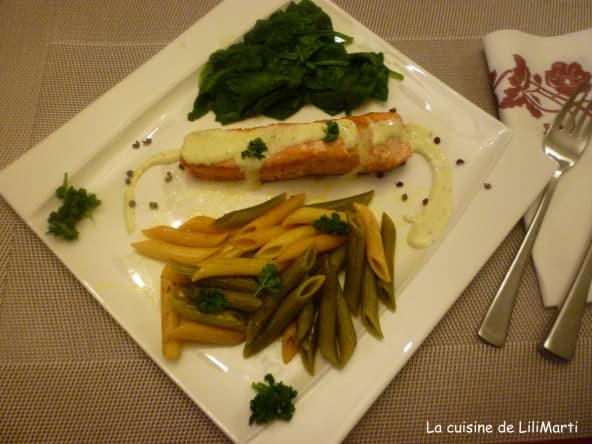 Darnes de saumon à la sauce moutardée et citronnée