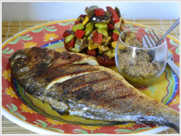 daurade royale cuite entière à la plancha avec des légumes du soleil