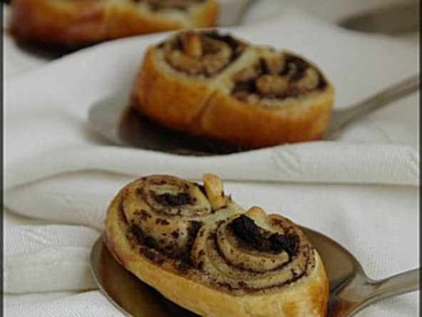 Palmitos à la tapenade et aux pignons de pin