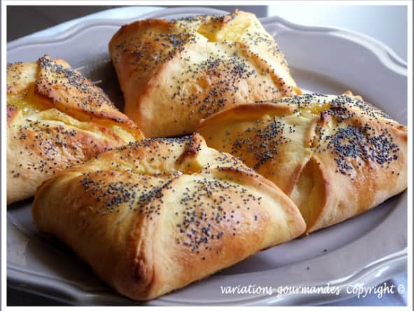 Petites brioches au lemon curd et graines de pavot
