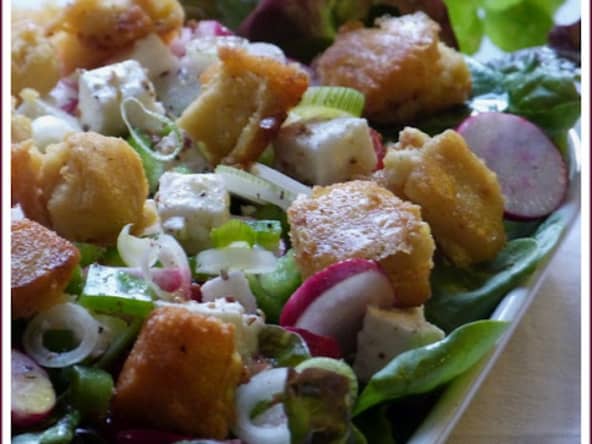 Dés de panisses en mesclun pour une salade ensoleillée