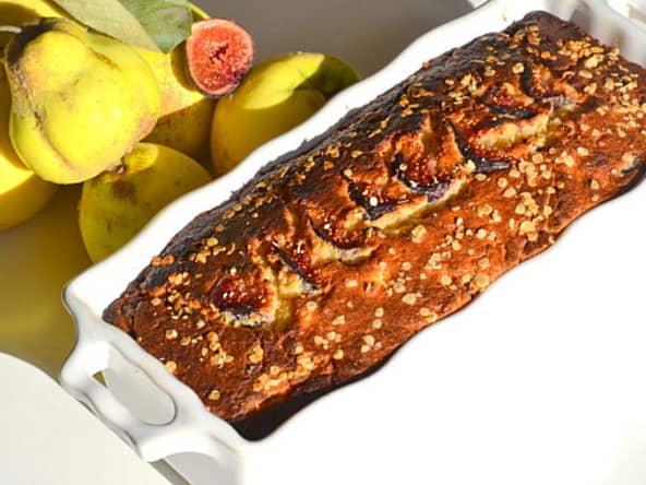 Cake d'automne aux coings et aux figues