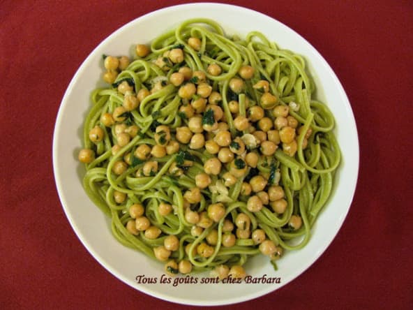 Tagliatelles vertes aux pois chiches