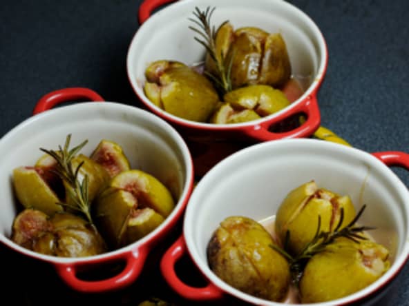 Figues rôties au miel et au romarin