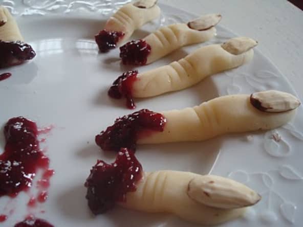 Doigts de sorcière arrachés spécial Halloween