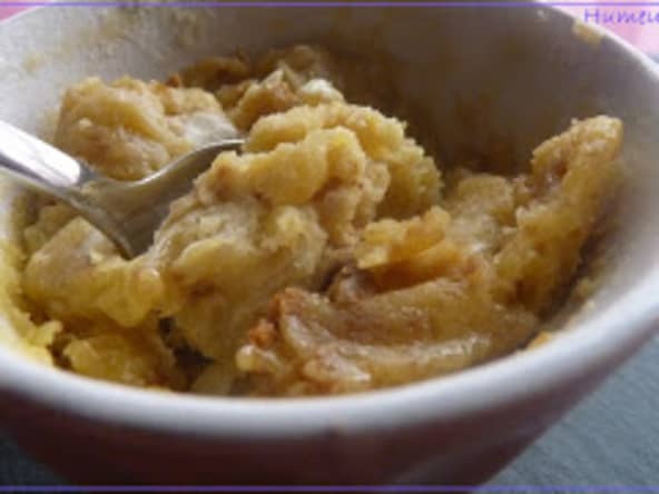 Mugcake facile et rapide au chocolat blanc et au spéculoos