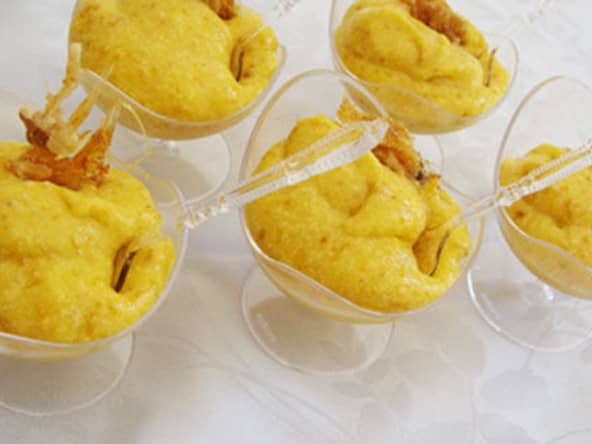 Mousse aux mirabelles de Lorraine et aux noix croustillantes