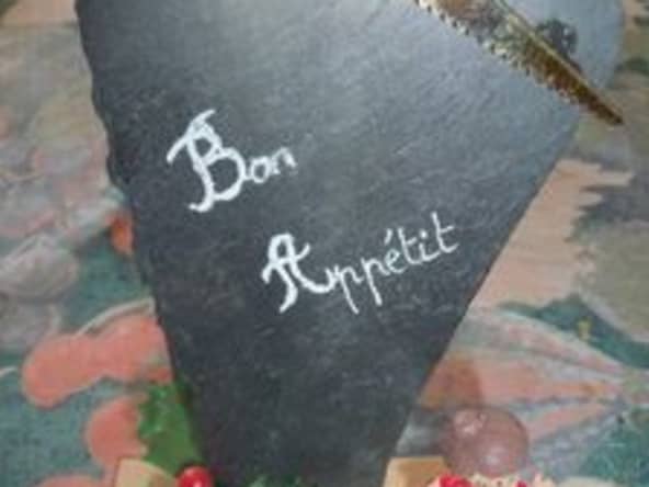 Soupe de petit pois en conserve parfumée à la menthe