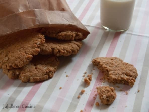 Oatmeal Cookies à la purée de noix de cajou, beurre de cacahuètes et éclats de cacahuètes