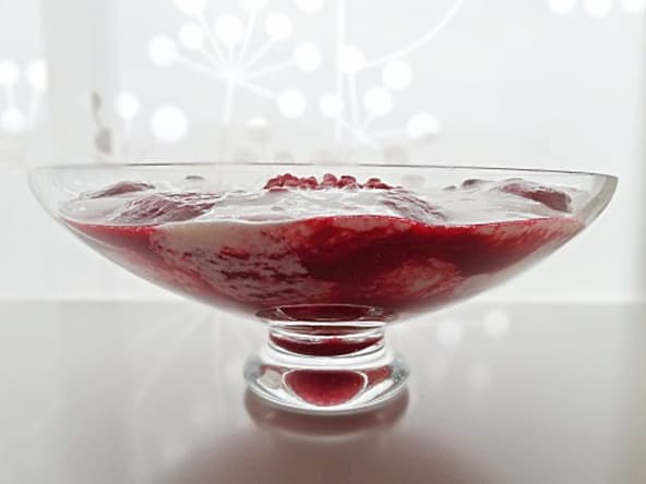 Tiramisu tout rose aux framboises et pralines roses