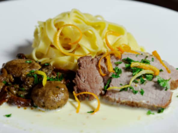 Quasi de veau au lait réduit, champignons des bois