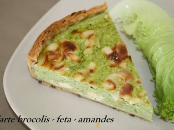 Tarte brocolis - feta - amandes