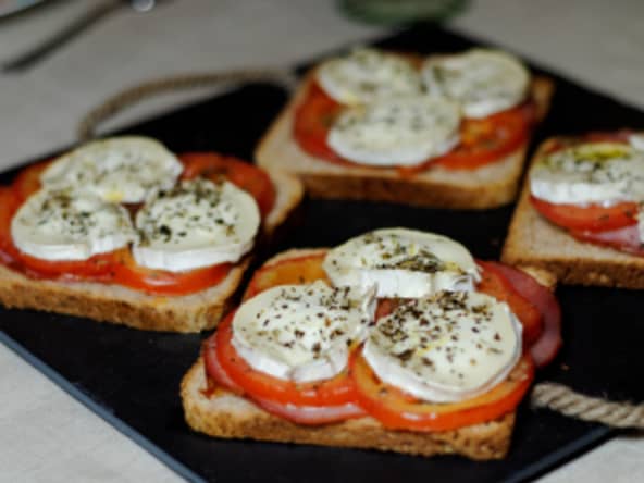 Tartines du dimanche soir, chèvre et tomates