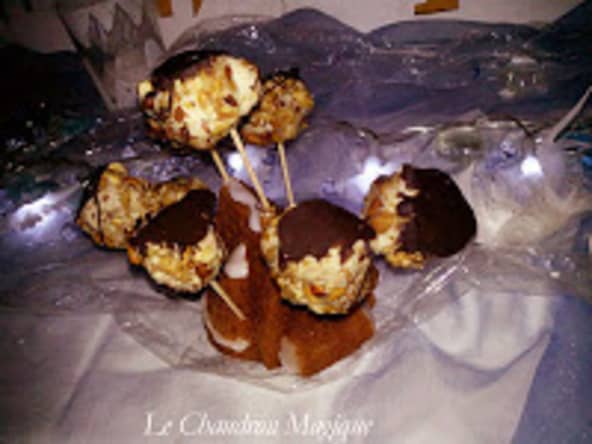 Sucettes au foie gras aux fruits secs torrefiés et chocolat intense