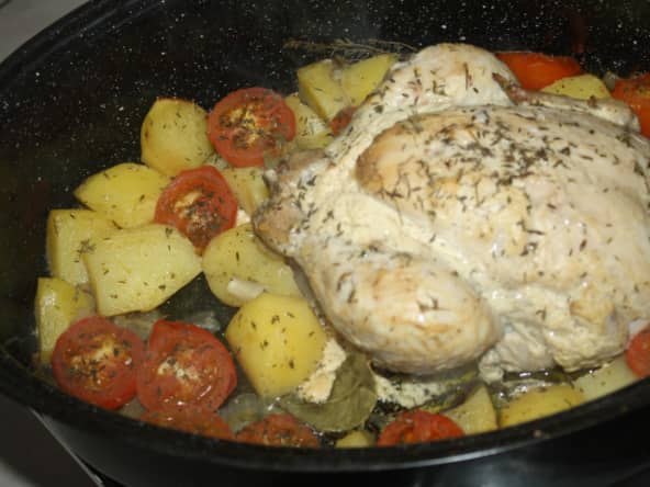 Recette du poulet à la moutarde, aux tomates et pommes de terre à la provençale