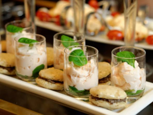 Macarons à la tapenade