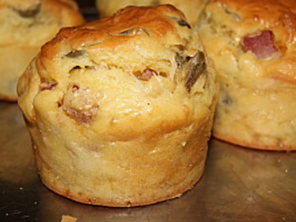 Cake au jambon et olives vertes