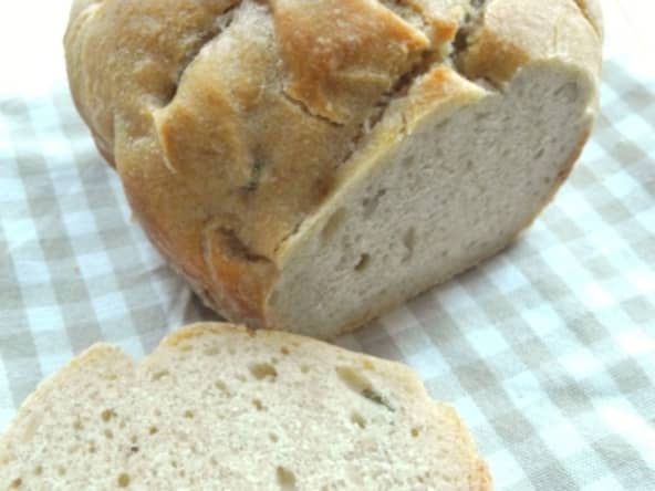 Pain cocotte complet aux graines, une recette maison facile et rapide