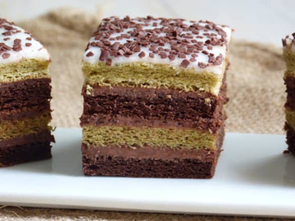 Gâteau Napolitain au thé matcha et chocolat