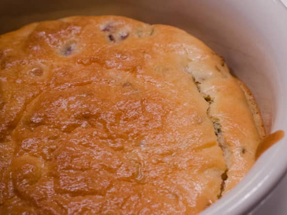 Soufflé aux oignons rouges et au romarin