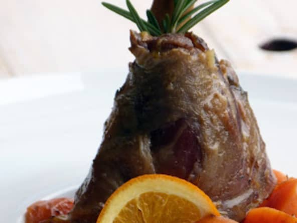 Souris d'agneau confites, carottes et miel de romarin