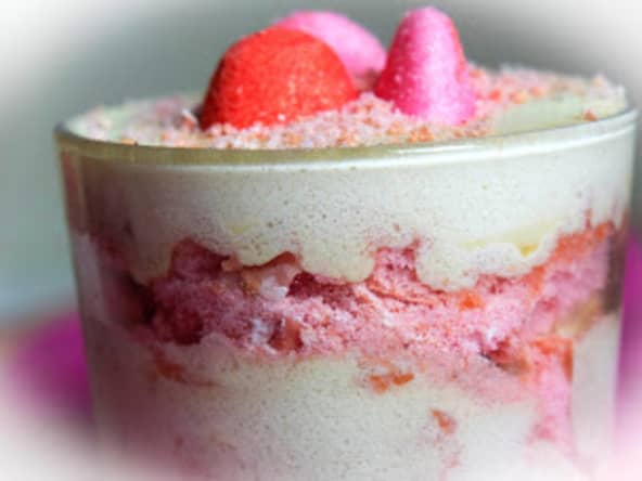 Tiramisu aux biscuits de Reims et au sirop de fraises bonbon