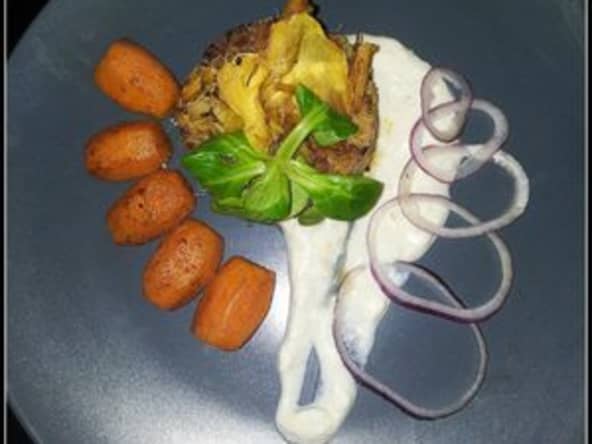 Colin au chorizo et crème de céleri au gingembre, chips de gingembre