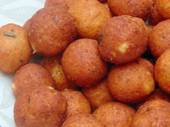 Polpette au fromage pour utiliser les restes de pain sec