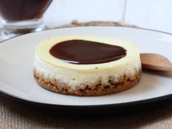 Petits cheese cake sauce caramel, chocolat