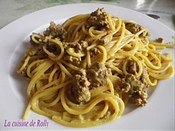 Pâtes au curry et boeuf