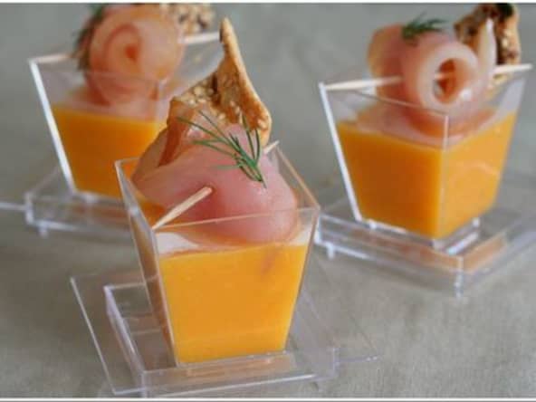 Crème de courge butternut safranée au marlin fumé