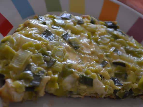Omelette poireaux et fromage de chèvre