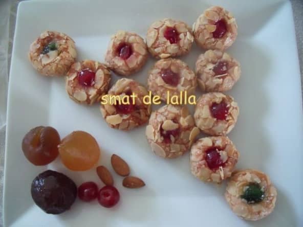 Petits gâteaux amandines aux fruits confits