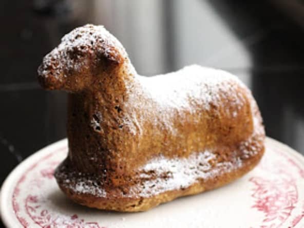 Agneau Pascal (lammele) au thé vert matcha et haricots adzuki