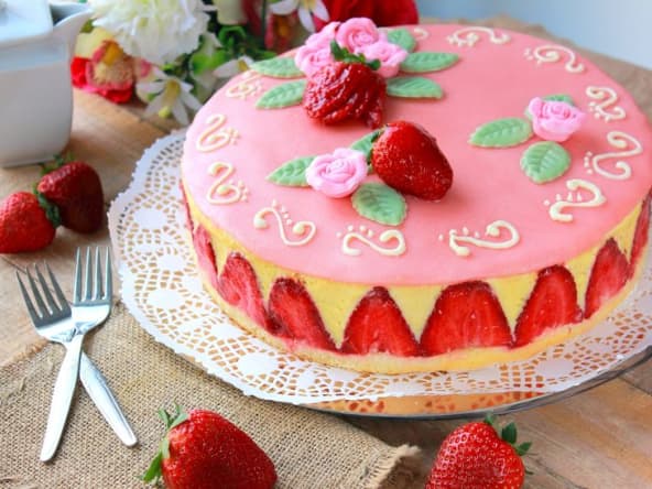 Fraisier, crème mousseline à la pistache