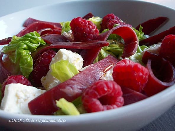 Salade suisse de sucrine aux framboises